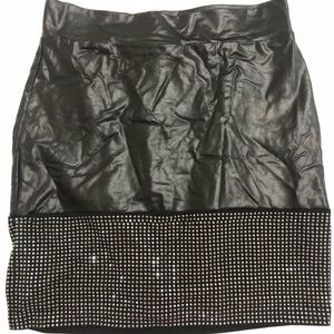 Mini Bebe Black skirt